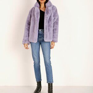 Gorgeous Apparis Lilac (Sold out in stores and online). Excellent condition XS.